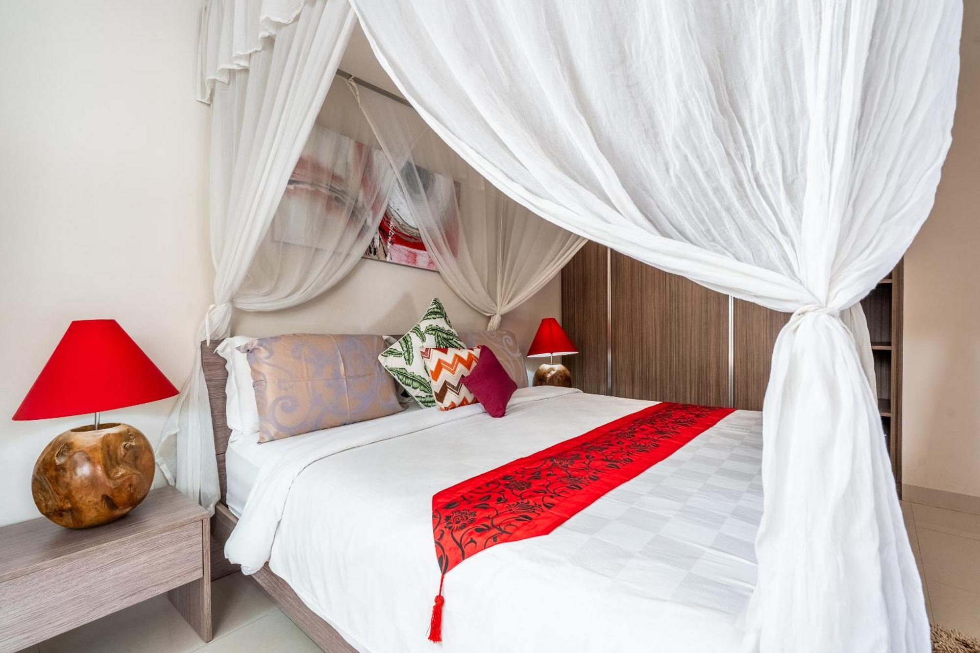 Alitura * Seminyak (Bali)